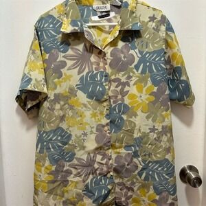 Selene Sport Women's Tropical Floral Button Up Short Sleeve Shirt